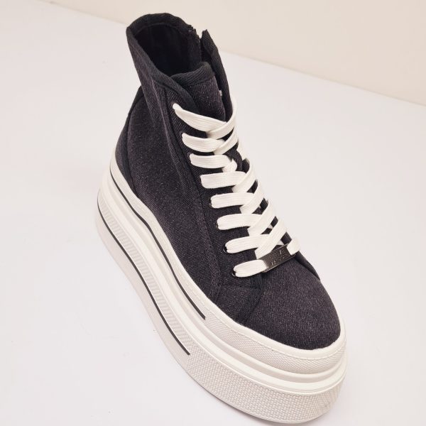 סניקרס  מוגבה פלטפורמה