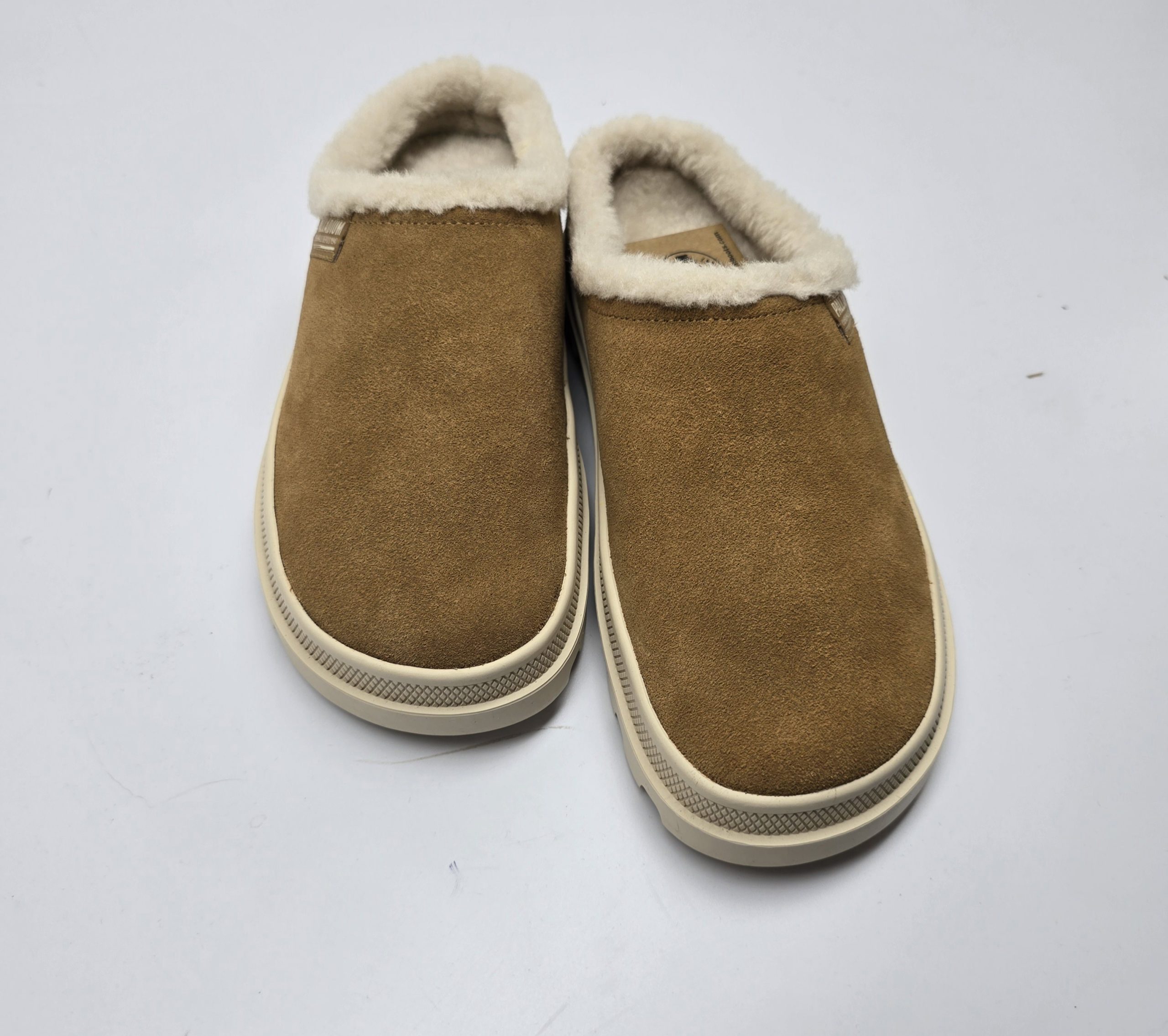 כפכף פרווה בז palladiom