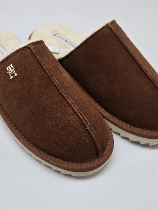 כפכף שטוח פרווה TOMMY