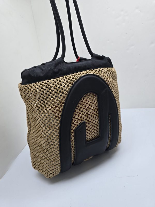 CAGE-D TOTE M