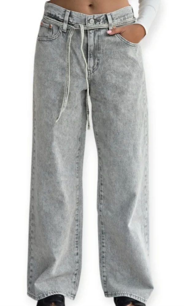 LEVIS  XL STRAIGHT JEANS