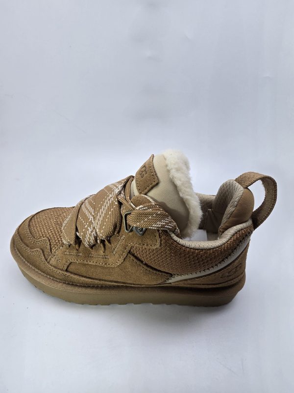UGG LOWMEL
