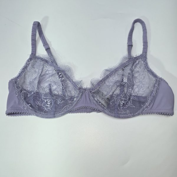 חזייה תחרה לבנדר