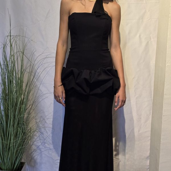 שמלת סטרפלס קצפת