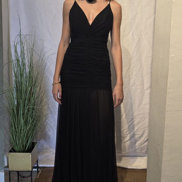 שמלת טול משולשים